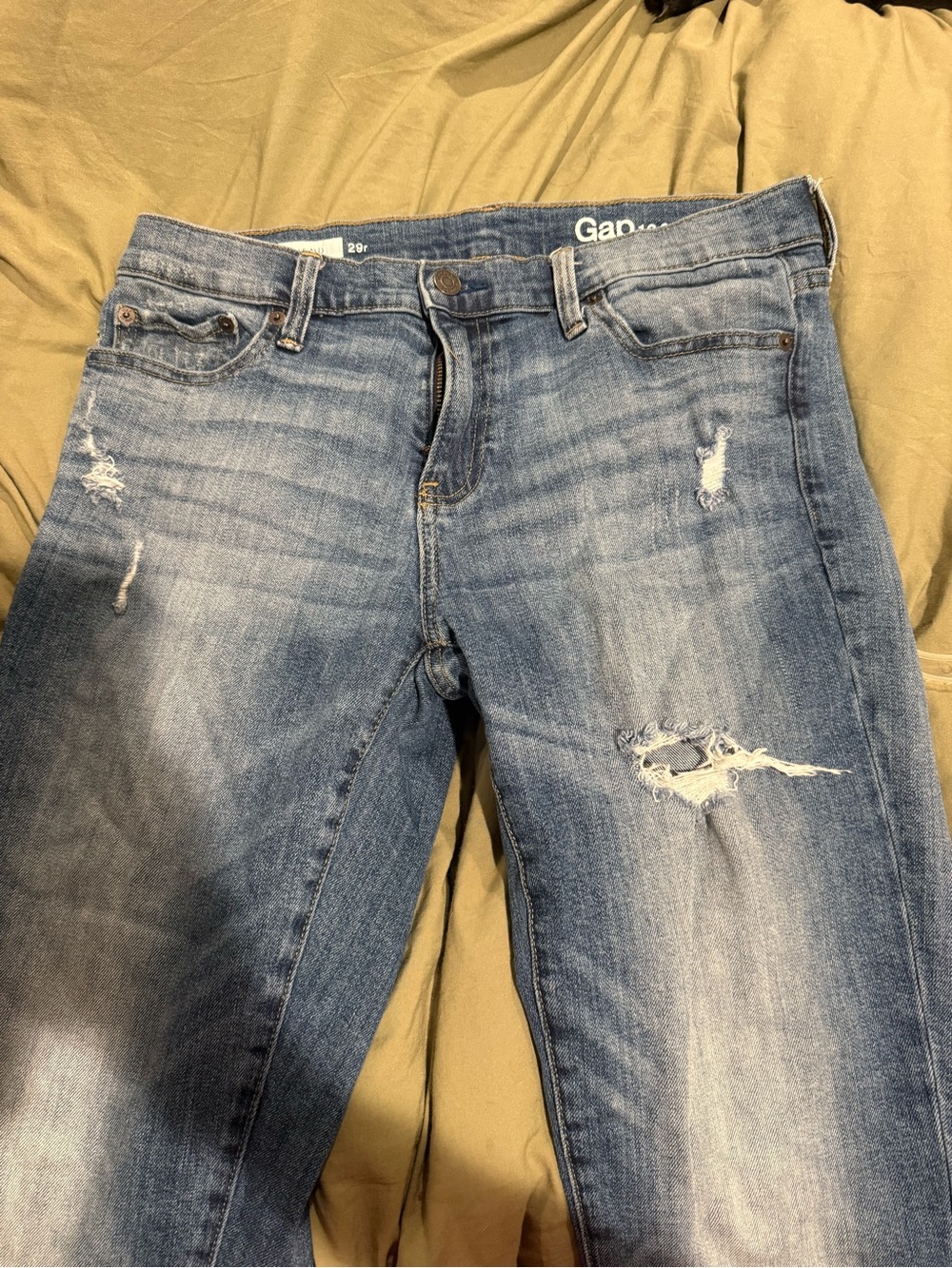 GAP Women's Skinny Jeans in Light Blue Distressed Wash